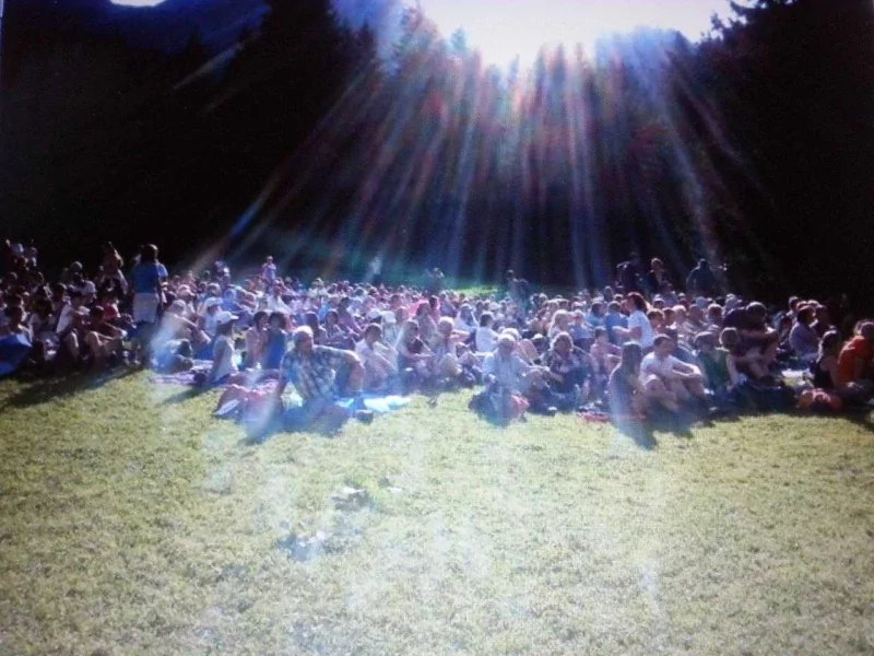 არავინ არ მოაკლდეს ღვთის მადლს