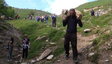 ჩვეულებები, ადათ-წესები და ტრადიციები - ხელისშემშლელი ქრისტეს მიღებაში