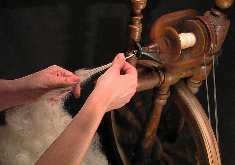 ძაფის დართვა