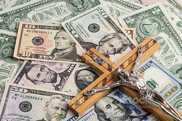 ღვთისმსახურნი უნდა იყვნენ ანგარების მოძულენი