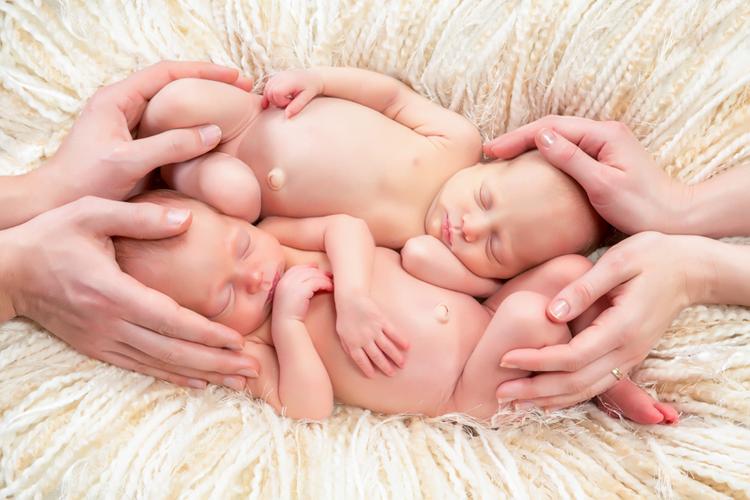 მშობიარობა, შვილების შობა, შეძენა