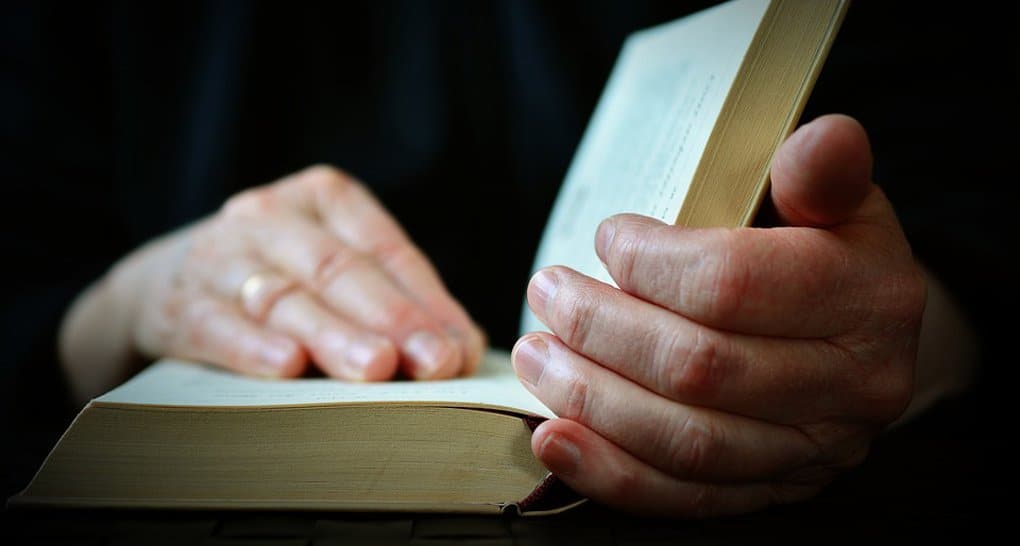 მტკიცედ ჩავეჭიდოთ