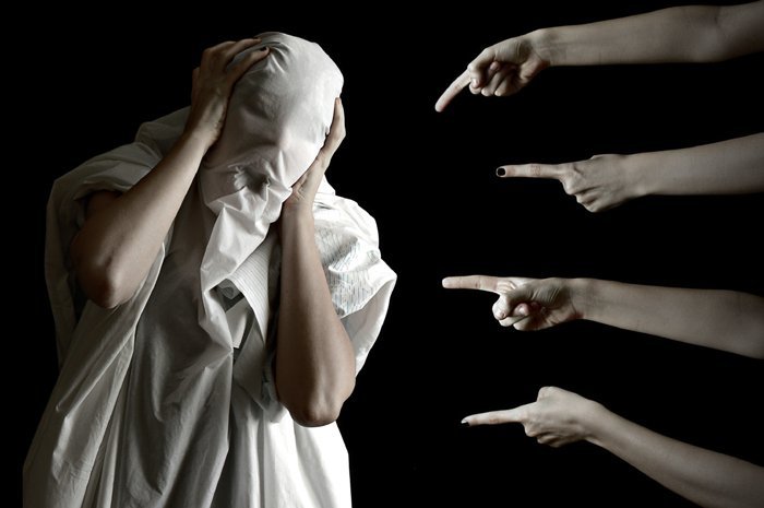 შიში - რას იტყვიან სხვები