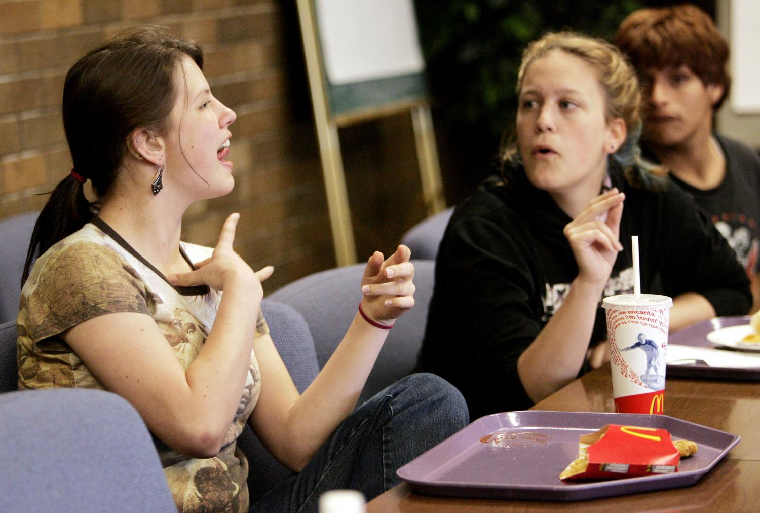 სიმუნჯე, ლაპარაკის შეუძლებლობა, დადუმება