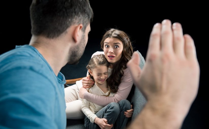 წკეპლის (შოლტის) დამზოგავს სძულს შვილი, მოყვარული კი დასჯის