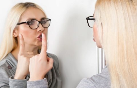 თვითკრიტიკა